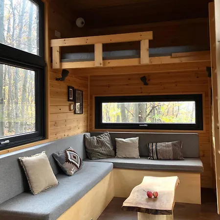아파트 Pop Tiny House Matra 매트라스젠티므라