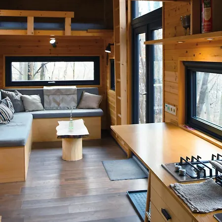 Apartment Pop Tiny House Matra