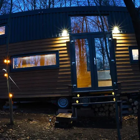 아파트 Pop Tiny House Matra 매트라스젠티므라